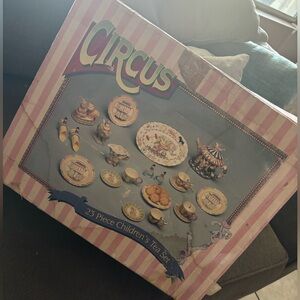 Circus 23-Piece Children's Tea Set - Pink & Blue Box